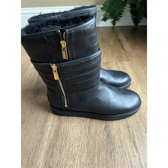UGG AVIVA EMBOSSED CROCODILE BLACK LEATHER SHORT BOOTS SIZE US 7 WOMENS - Picture 2 of 6
